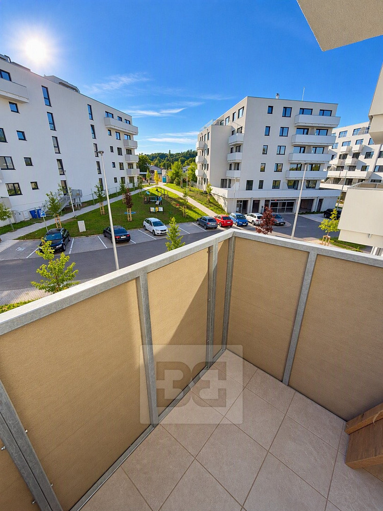 Pronájem bytu 2+kk 52 m² – fotografie 5