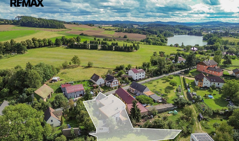 Prodej domu 437 m² s pozemkem 1 348 m², Vrčeň – náhled fotky 3