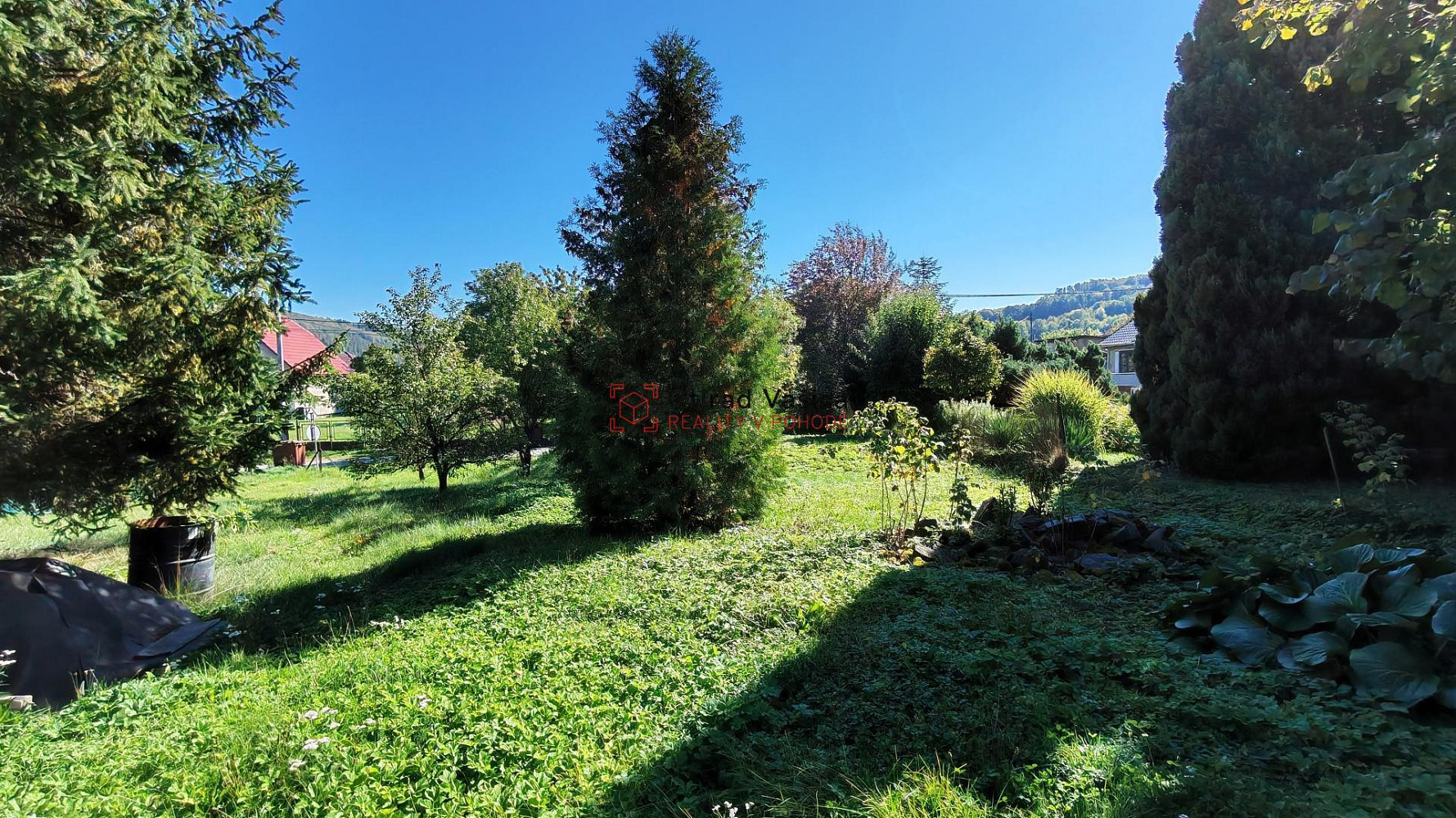 Prodej stavebního pozemku 2 200 m² – fotografie 3