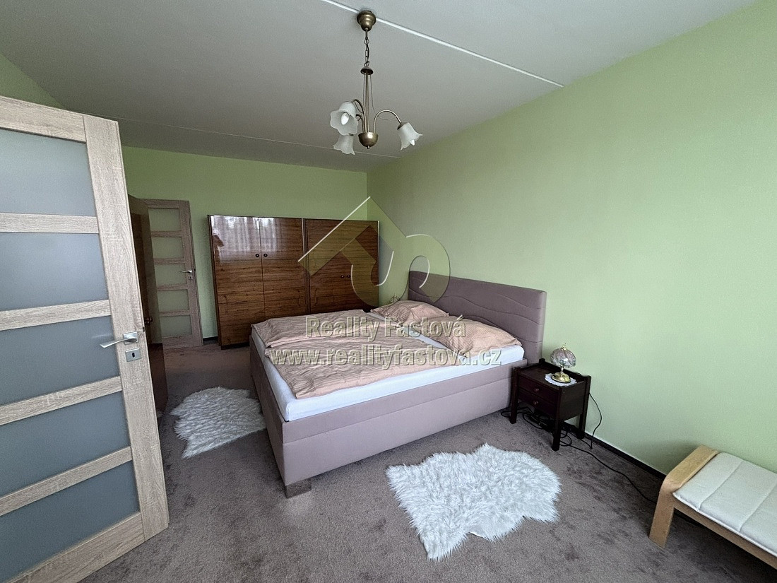 Pronájem bytu 2+1 68 m² - Więcej