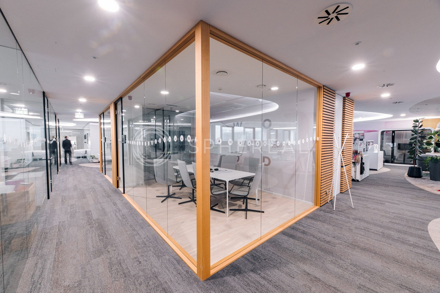 Pronájem kanceláře 860 m² — photo 2