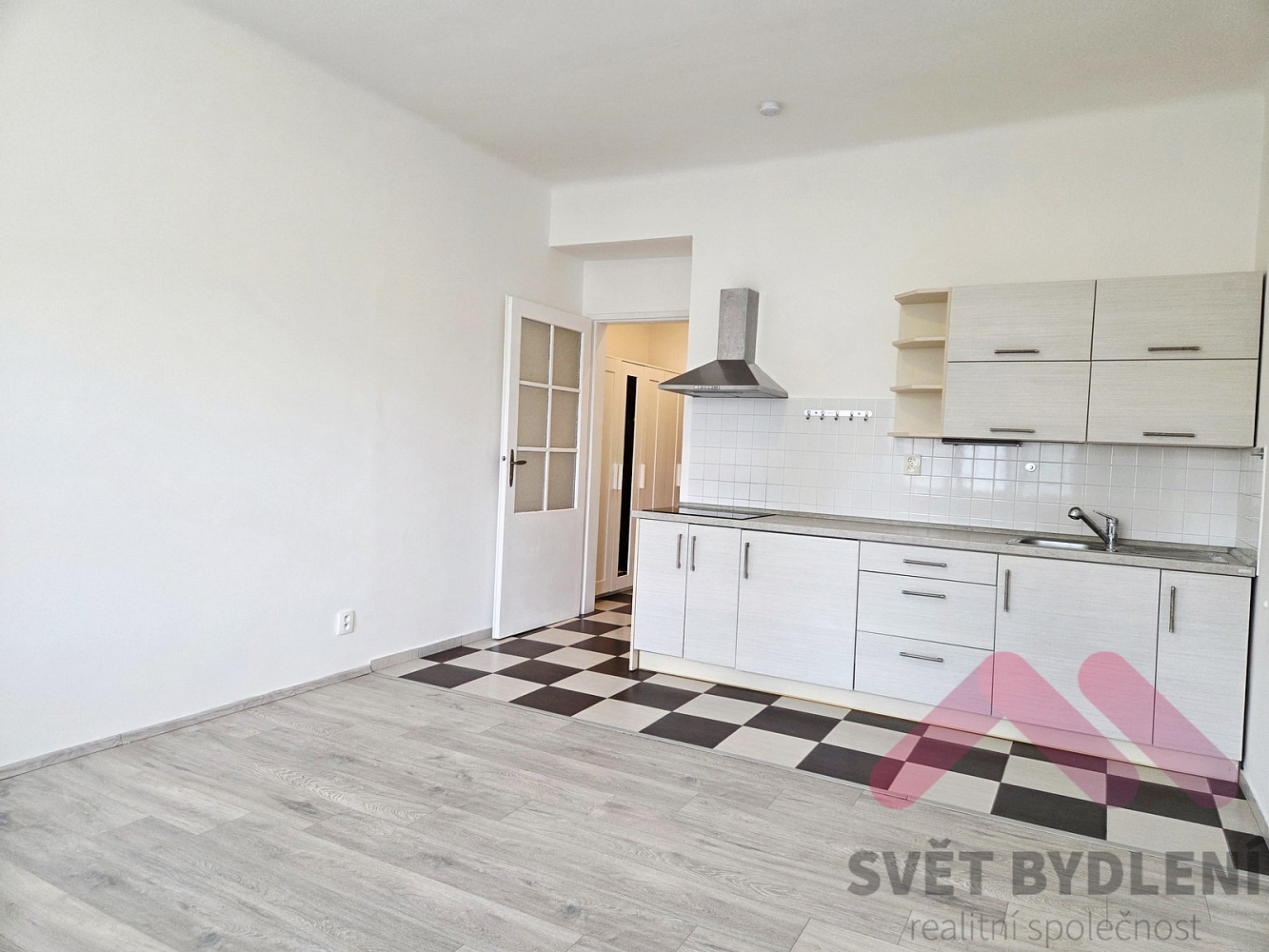 Pronájem bytu 1+kk 33 m²