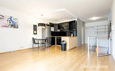Pronájem bytu 2+kk 58 m²