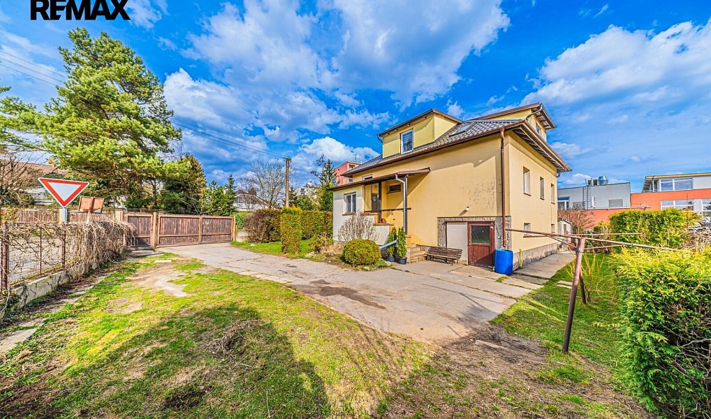 Prodej domu 227 m² s pozemkem 695 m², Říčany – náhled fotky 32