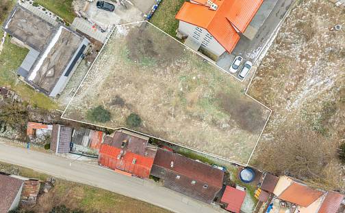 Prodej stavebního pozemku 956 m², U Hřiště, Radomyšl, okres Strakonice