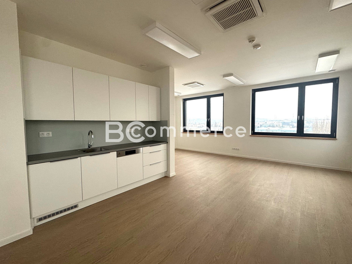 Pronájem kanceláře 51 m²