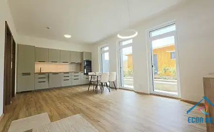 Pronájem kanceláře 55 m², U Kovárny, Herink, okres Praha-východ
