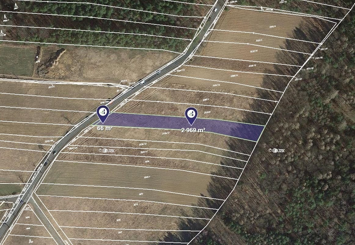 Prodej pole 3 035 m²