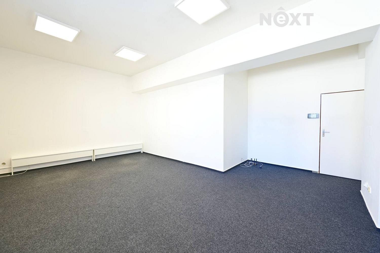 Pronájem kanceláře 26 m² — photo 3
