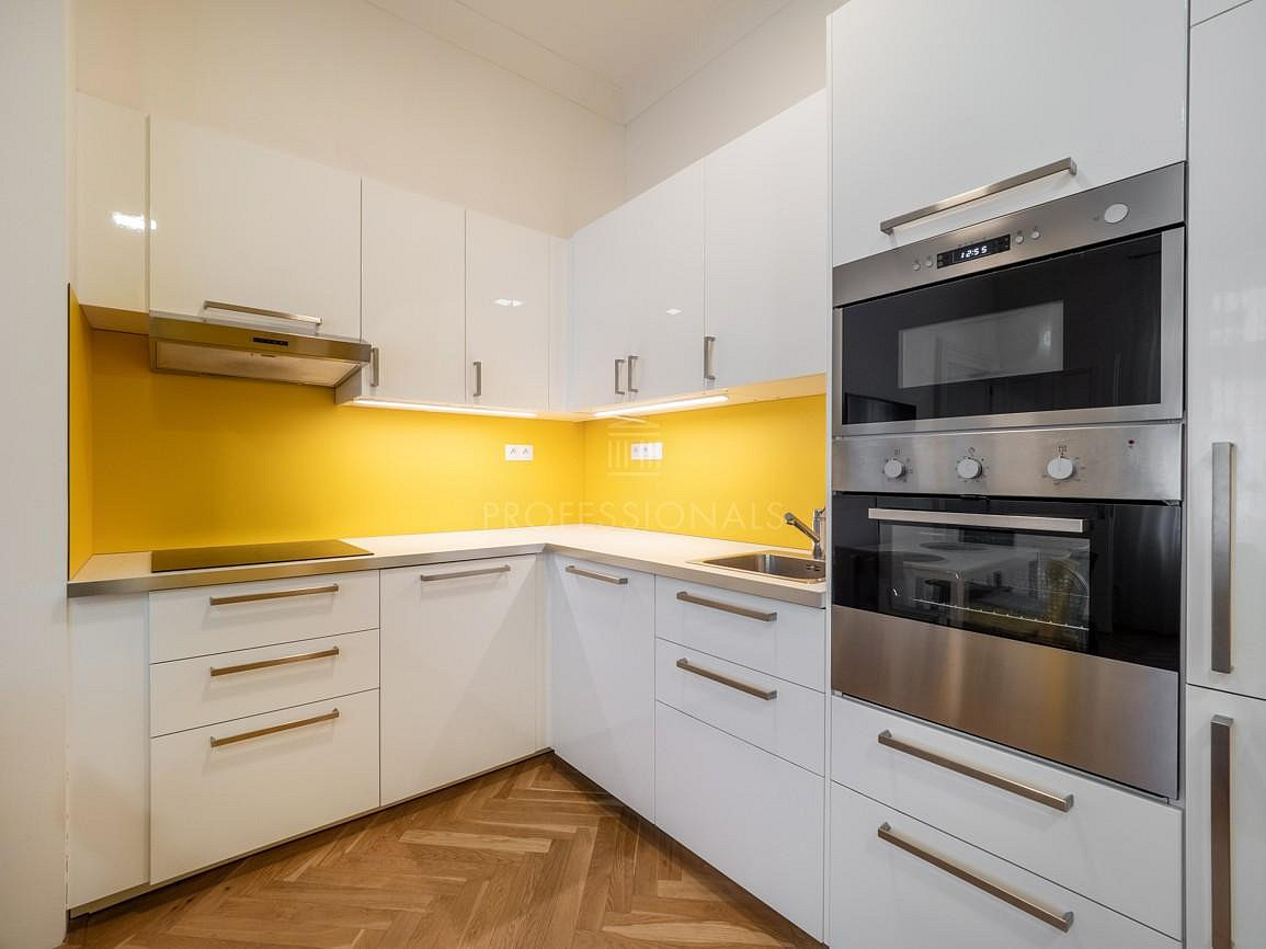 Pronájem bytu 2+kk 52 m² – fotografie 4