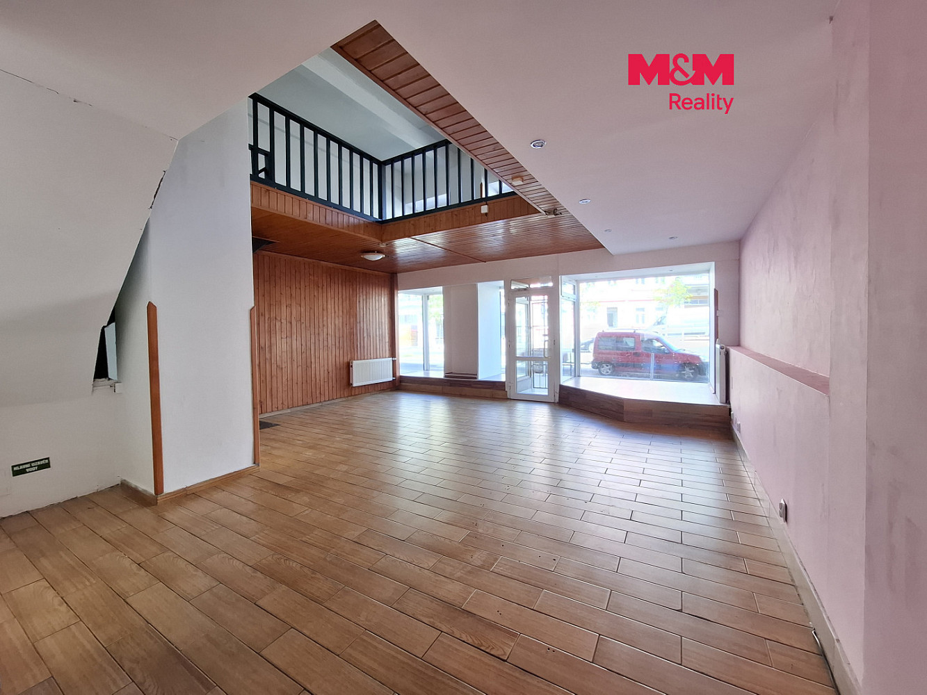 Prodej obchodních prostor 120 m²