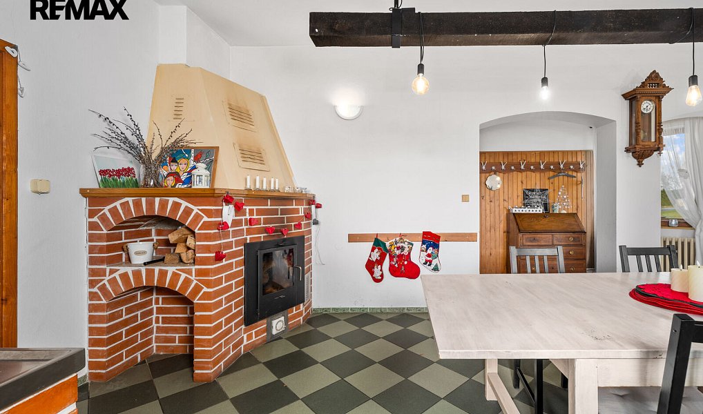 Prodej domu 400 m² s pozemkem 3 199 m², Hranice – náhled fotky 4
