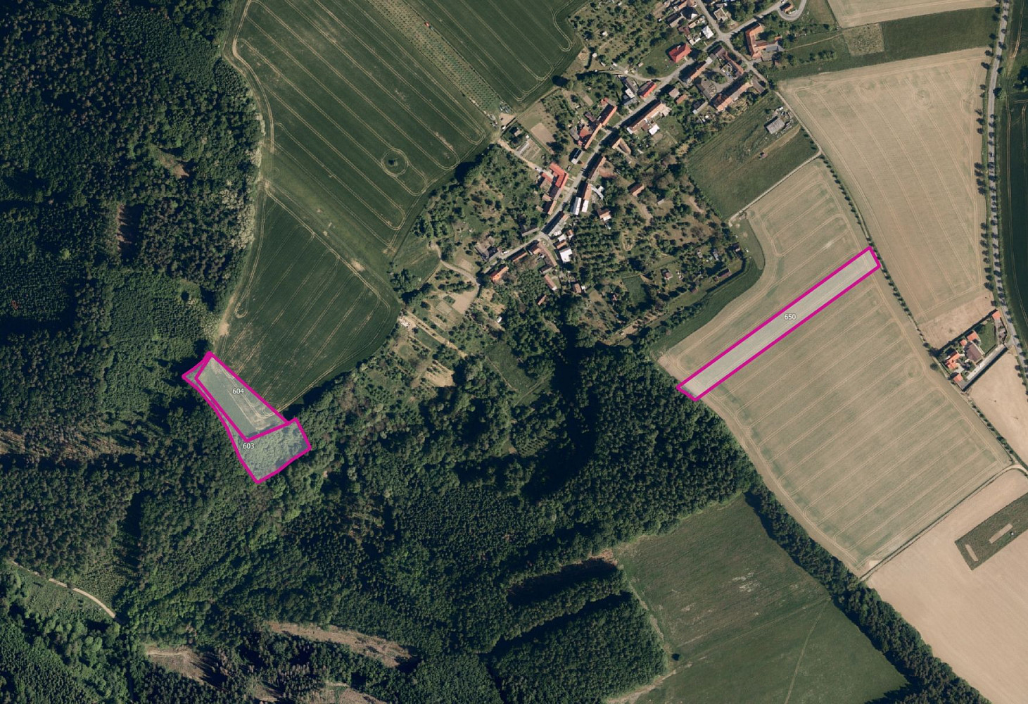 Prodej pole 16 503 m²
