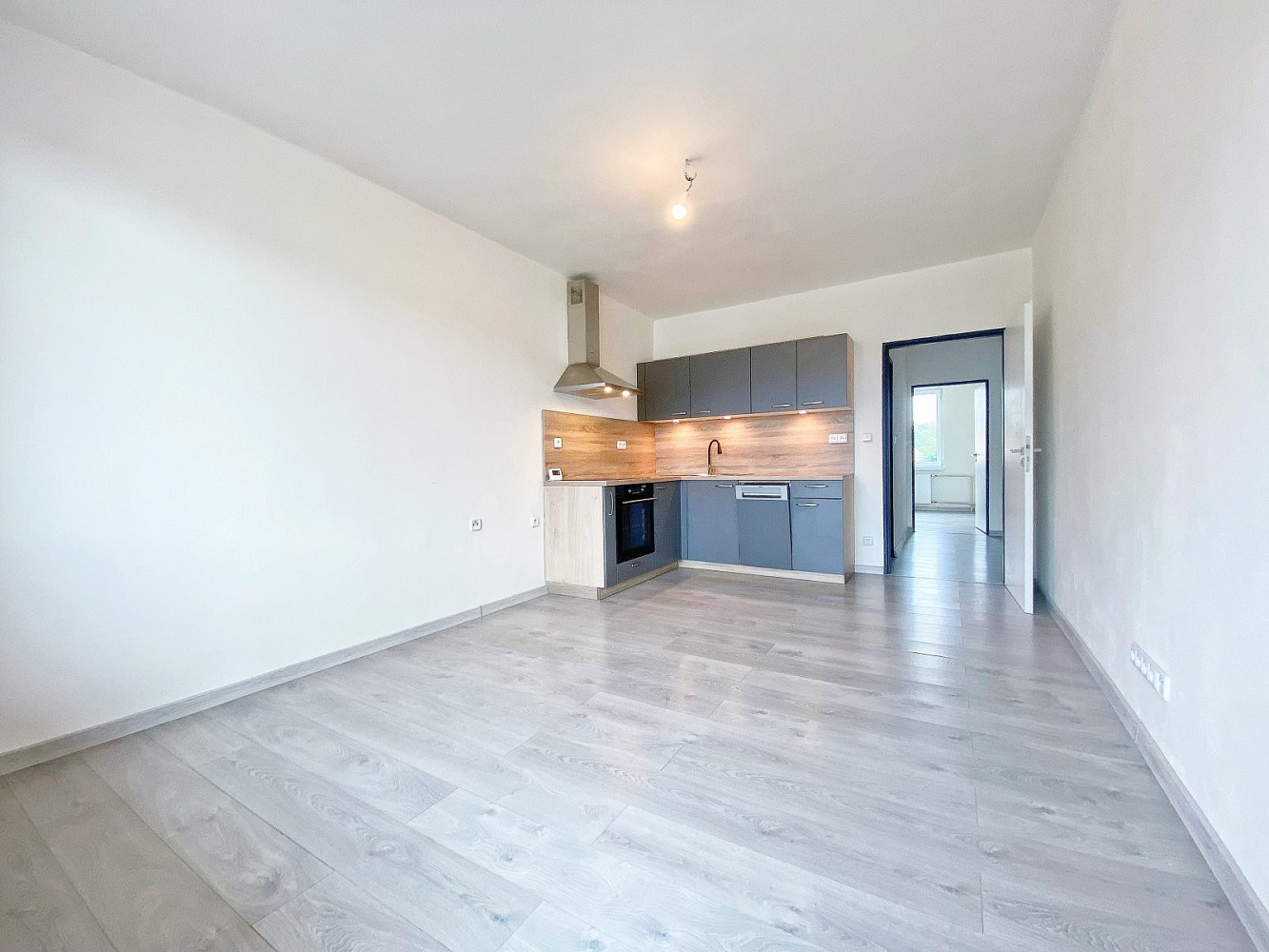 Pronájem bytu 3+kk 60 m²