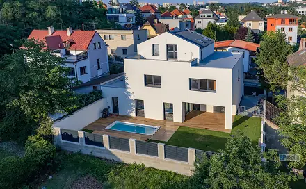 Prodej domu 360 m² s pozemkem 485 m², Vošahlíkova, Praha 4 - Modřany