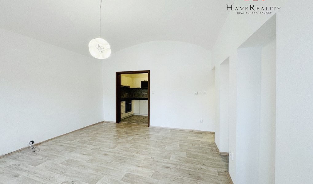 Pronájem bytu 2+kk 50 m², Benešov – náhled fotky 15
