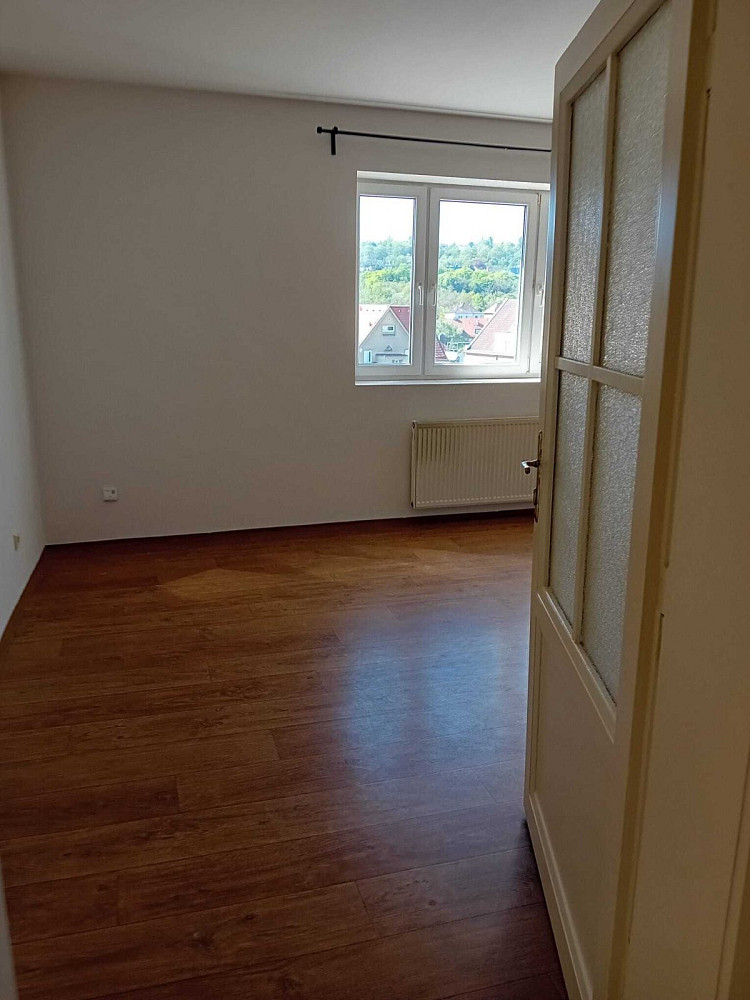 Pronájem bytu 3+kk 85 m² — photo 4