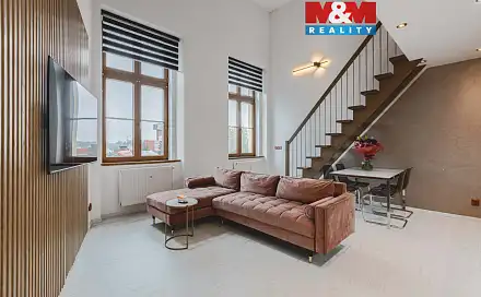 Prodej bytu 4+kk 78 m², Husovo náměstí, Klatovy - Klatovy III