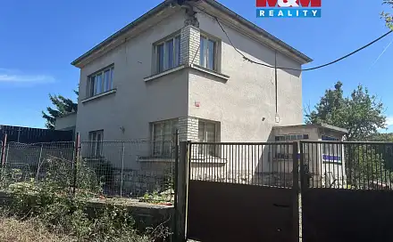 Prodej domu 180 m² s pozemkem 879 m², Jimlín - Zeměchy, okres Louny