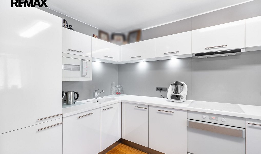 Pronájem bytu 3+kk 82 m², Karlovy Vary – náhled fotky 14