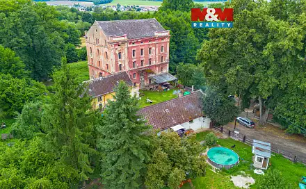 Prodej obchodních prostor 934 m², Klatovy - Beňovy