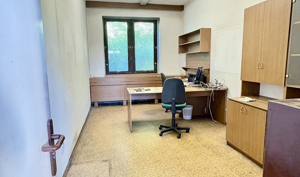 Pronájem komerčního objektu (jiného typu) 888 m², Zlín – náhled fotky 6