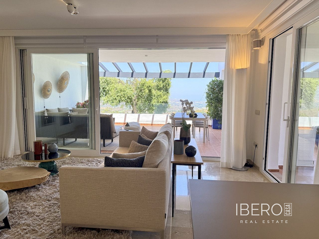 Piso 4+kk – Marbella - Más