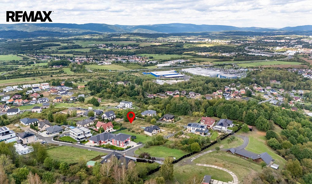 Prodej stavebního pozemku 1 432 m², Jenišov – náhled fotky 2