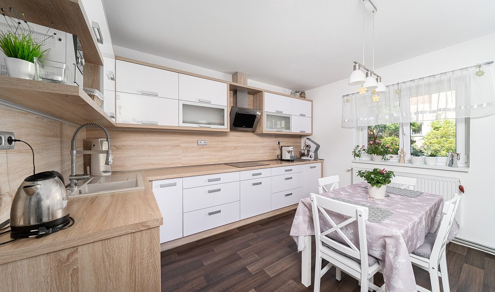 Prodej domu 520 m² s pozemkem 1 414 m², Cheb – náhled fotky 7