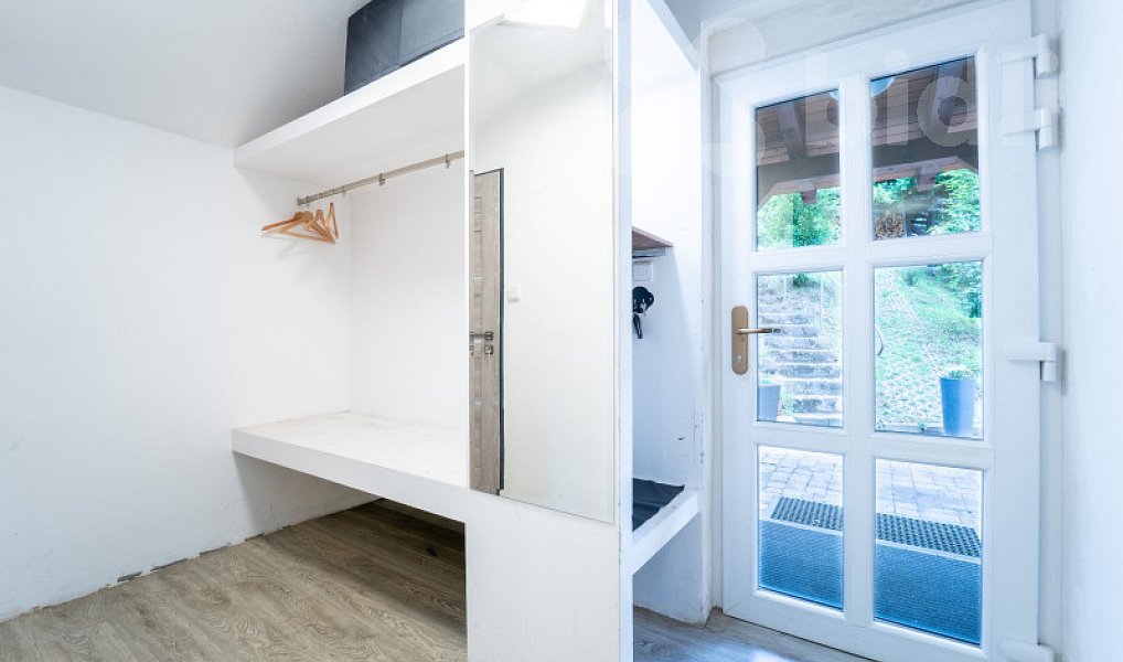 Prodej domu 319 m² s pozemkem 1 961 m², Dublovice – náhled fotky 8