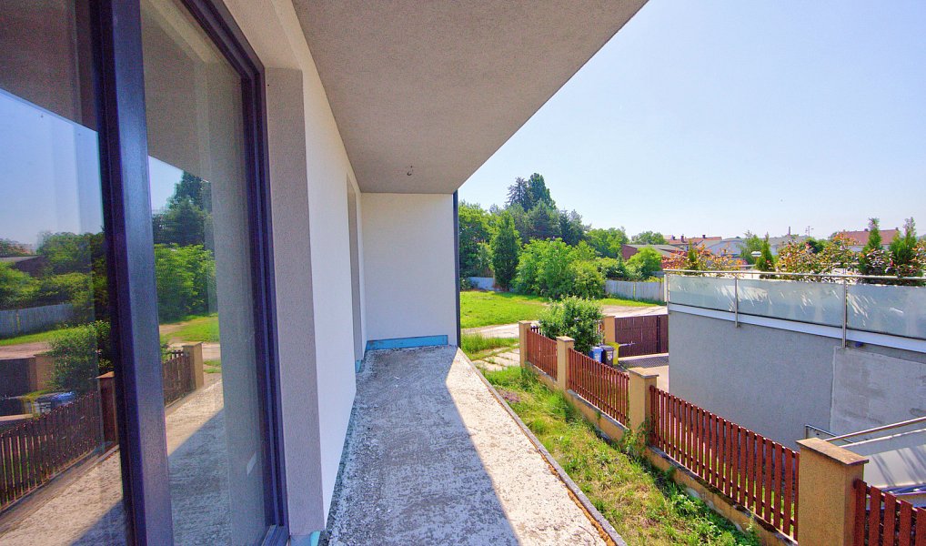 Prodej bytu 3+kk 77 m², Hradec Králové – náhled fotky 25