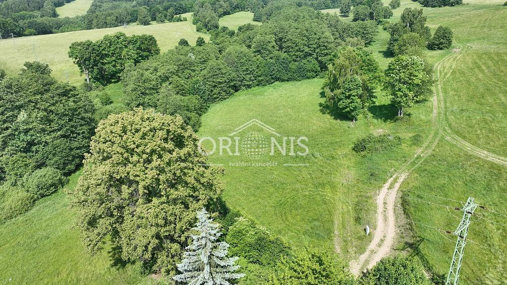 Prodej stavebního pozemku 690 m² — photo 3