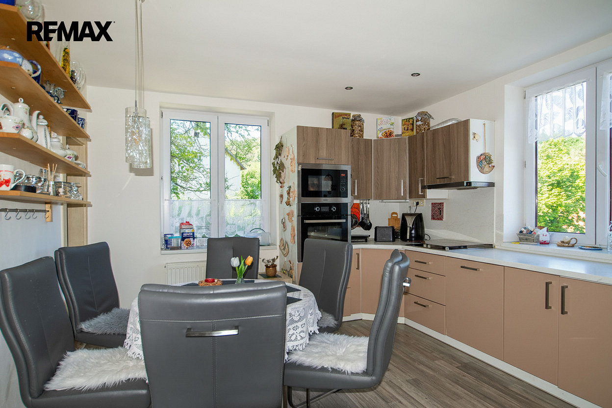 Prodej domu 130 m² s pozemkem 1 097 m²