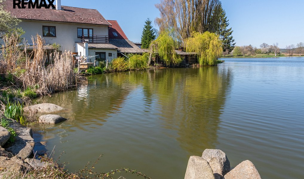 Prodej stavebního pozemku 2 006 m², Sedlec-Prčice – náhled fotky 10