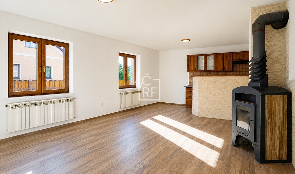 Prodej domu 160 m² s pozemkem 714 m², Mikulovice – náhled fotky 3