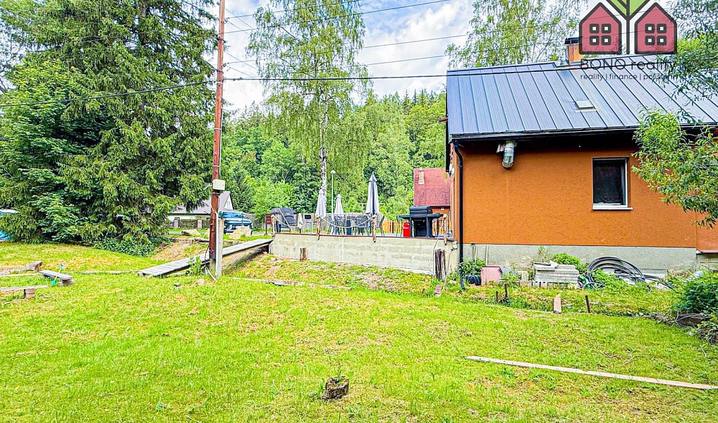 Prodej domu 216 m² s pozemkem 353 m², Český Jiřetín – náhled fotky 9