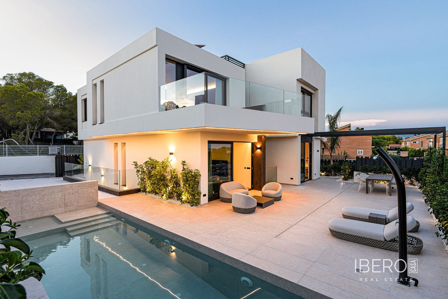 Prodej domu 342 m² s pozemkem 481 m²