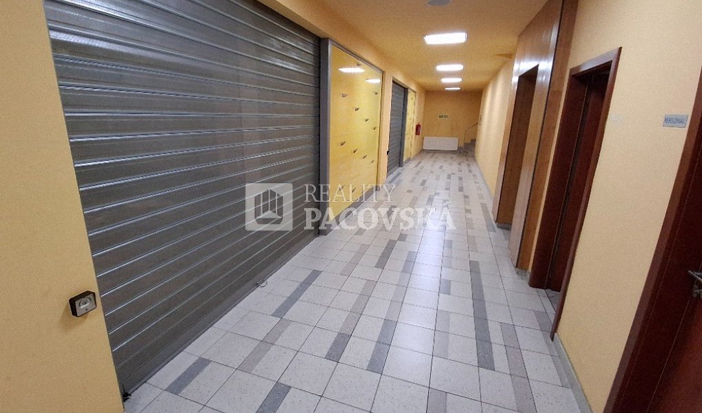Pronájem obchodních prostor 688 m², Ústí nad Labem – náhled fotky 12