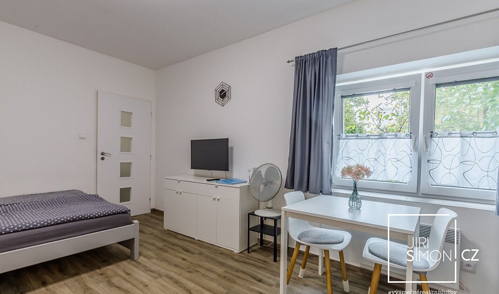 Prodej bytu 1+kk 27 m², Neratovice – náhled fotky 7