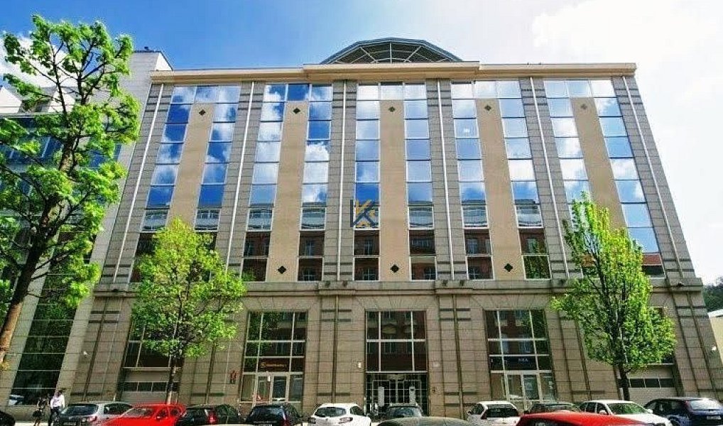 Pronájem kanceláře 235 m², Praha – náhled fotky 2