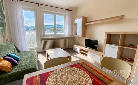 Pronájem bytu 1+kk 28 m², Bratří Jaroňků, Zlín