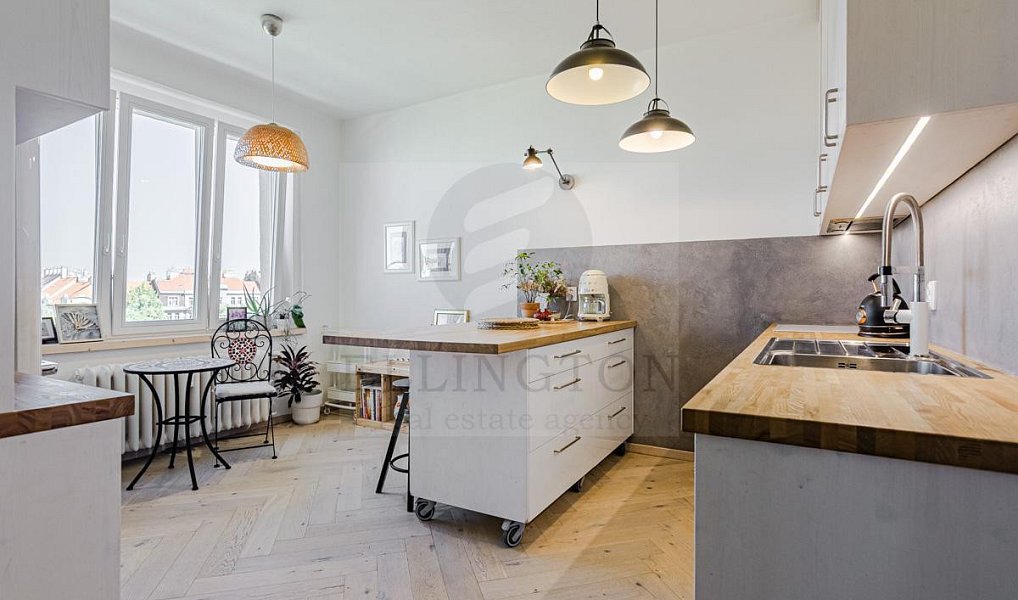 Prodej bytu 3+1 99 m², Praha – náhled fotky 2