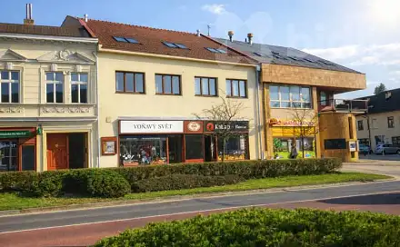Pronájem obchodních prostor 70 m², Masarykovo nám., Vizovice, okres Zlín