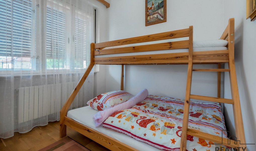 Prodej domu 405 m² s pozemkem 1 796 m², Šumná – náhled fotky 23
