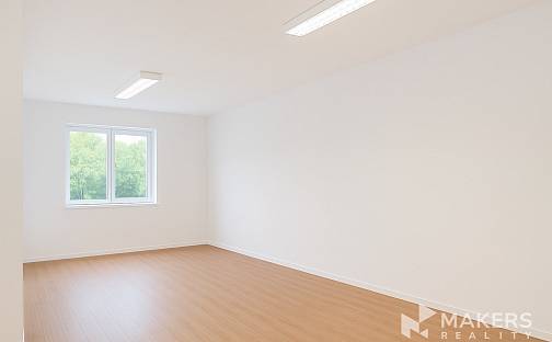 Pronájem kanceláře 37 m², Praha 10 - Vršovice