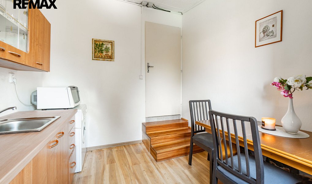 Prodej domu 163 m² s pozemkem 1 205 m², Šestajovice – náhled fotky 20