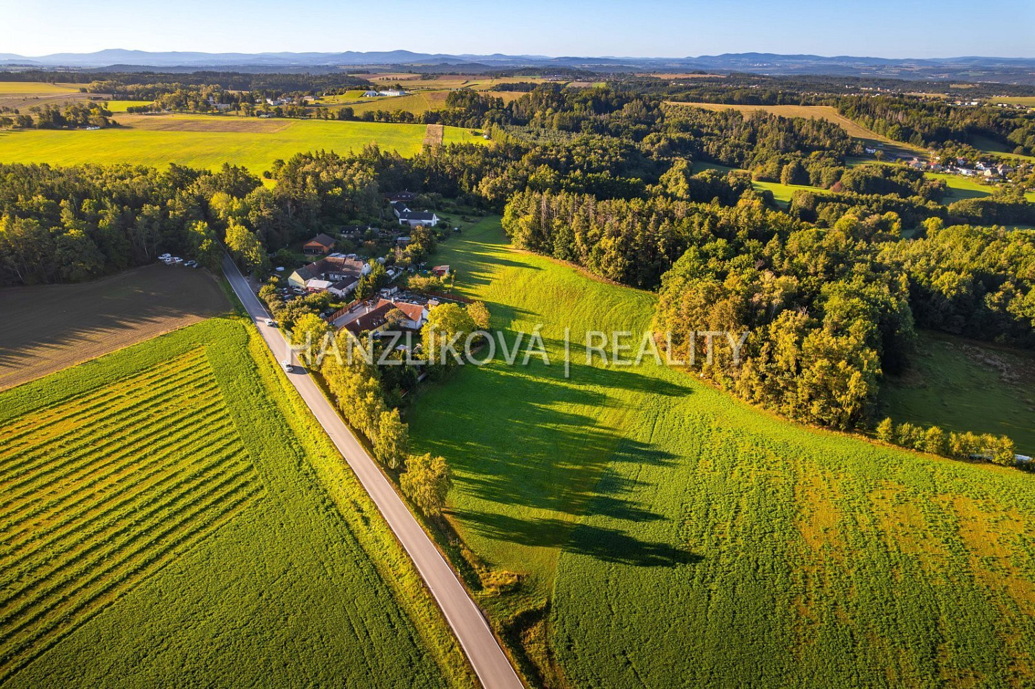 Prodej stavebního pozemku 3 914 m²