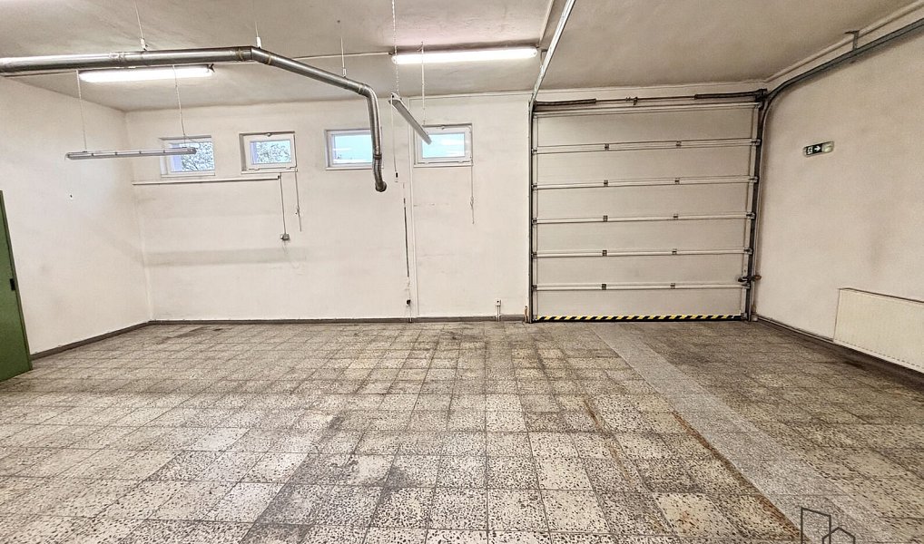 Prodej komerčního objektu (jiného typu) 244 m², Šternberk – náhled fotky 9