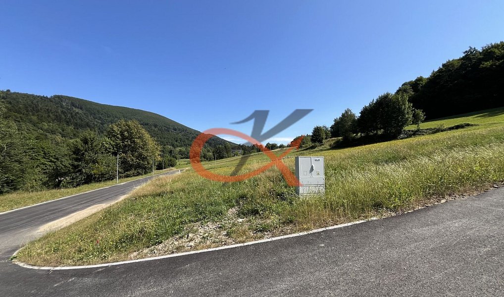 Prodej stavebního pozemku 1 066 m², Rožnov pod Radhoštěm – náhled fotky 9