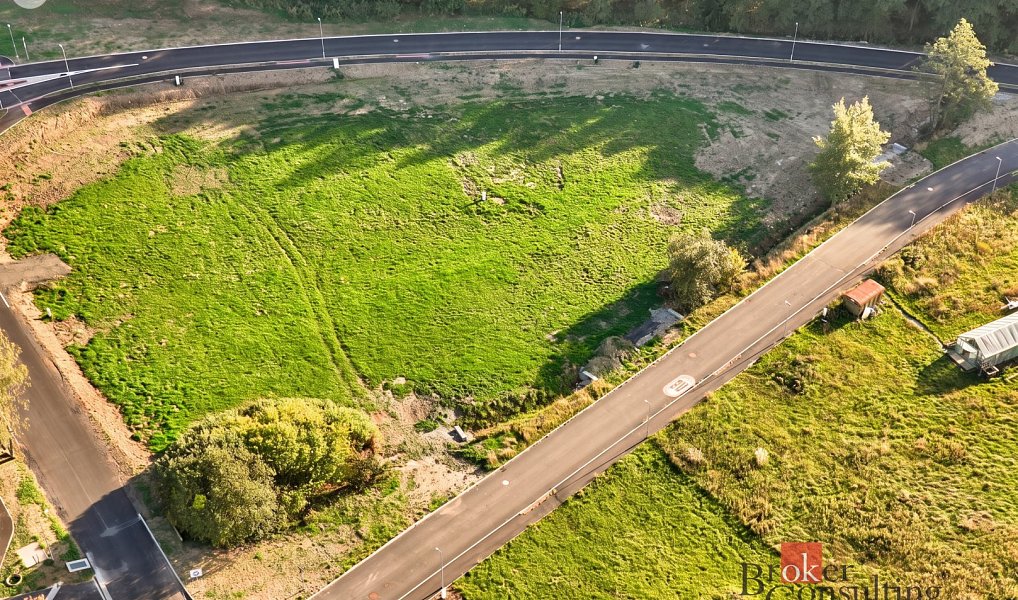 Prodej stavebního pozemku 895 m², Hory – náhled fotky 10